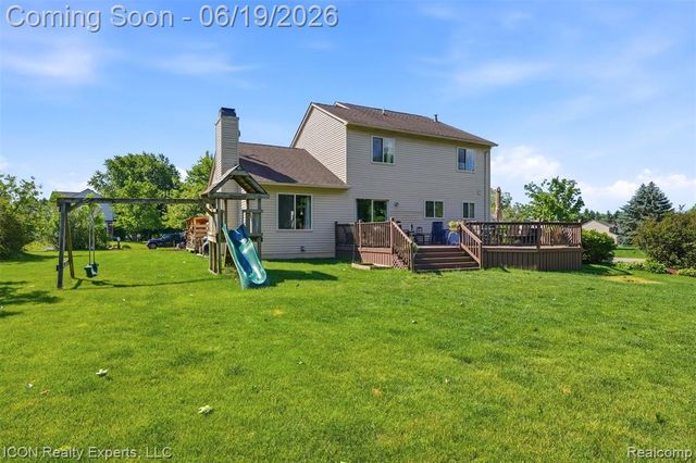 2100 Ore Creek Lane, Brighton, MI 48114