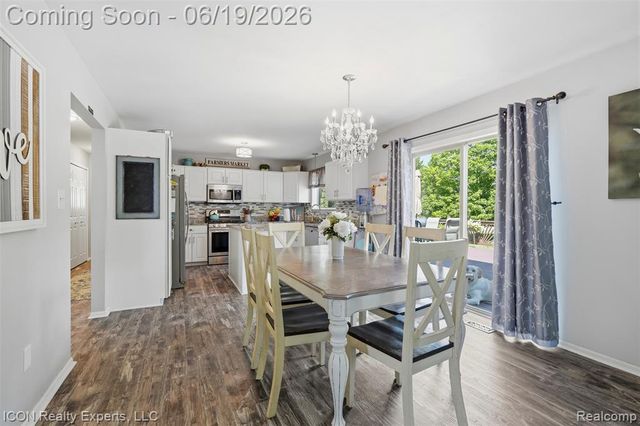 2100 Ore Creek Lane, Brighton, MI 48114