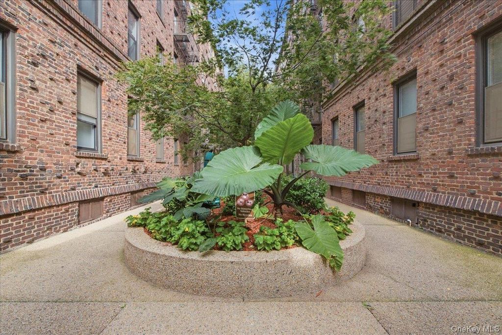 83-19 116th Street 6D, Kew Gardens, NY 11415 — photo 3