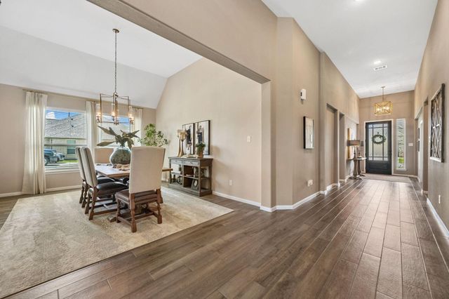 15114 Arenosa Avenue, Mont Belvieu, TX 77523