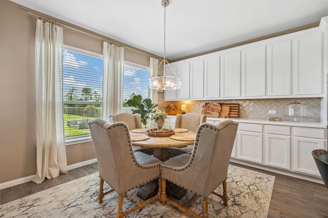 15114 Arenosa Avenue, Mont Belvieu, TX 77523