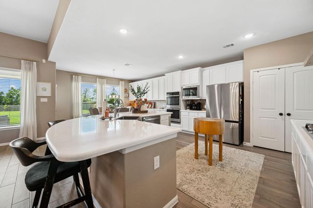 15114 Arenosa Avenue, Mont Belvieu, TX 77523