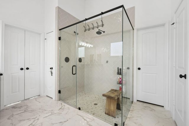 15114 Arenosa Avenue, Mont Belvieu, TX 77523