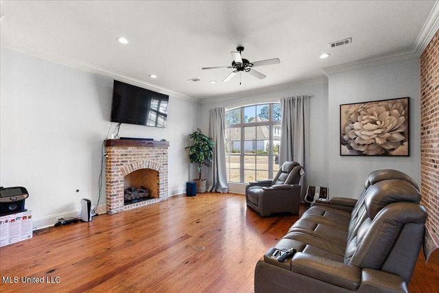 213 S Woodcreek Road, Madison, MS 39110