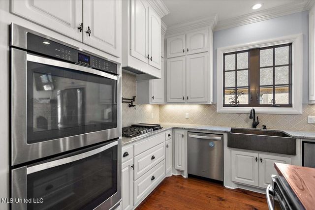 213 S Woodcreek Road, Madison, MS 39110