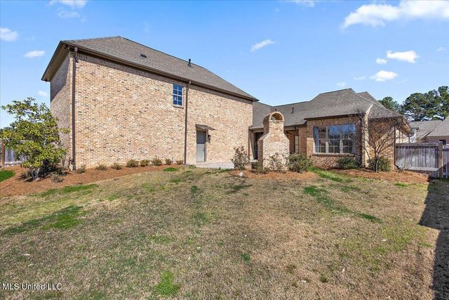 213 S Woodcreek Road, Madison, MS 39110