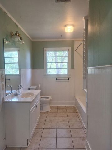 716 Eatonville Rd., Hattiesburg, MS 39401