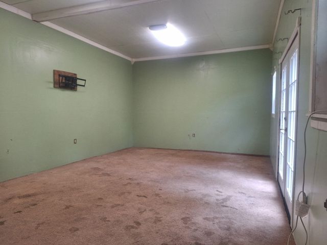 716 Eatonville Rd., Hattiesburg, MS 39401