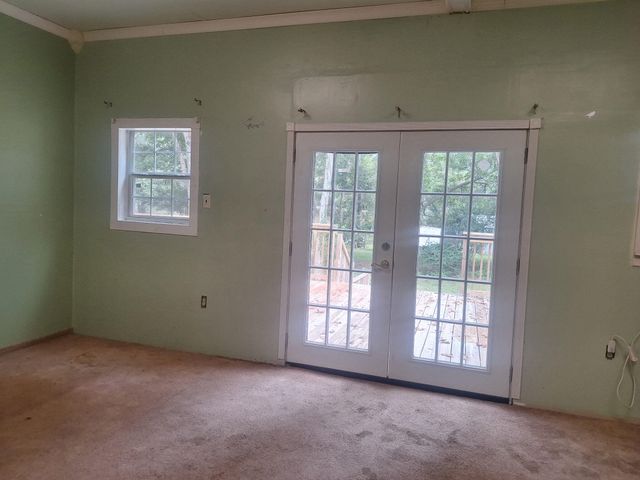 716 Eatonville Rd., Hattiesburg, MS 39401