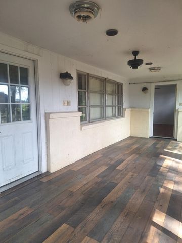 716 Eatonville Rd., Hattiesburg, MS 39401