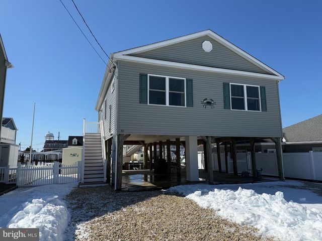 52 PHYLLIS LN, Manahawkin, NJ 08050
