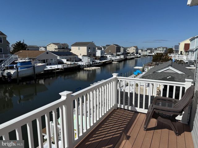 52 PHYLLIS LN, Manahawkin, NJ 08050