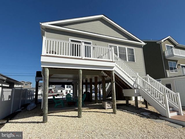 52 PHYLLIS LN, Manahawkin, NJ 08050