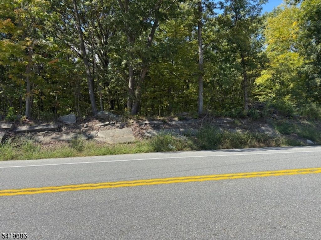 1284 State Rt 23, Wantage Twp., NJ 07461 — exterior