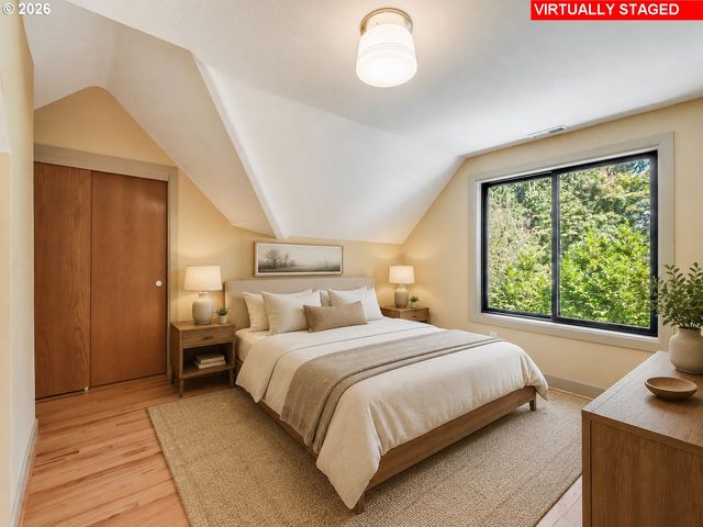 2020 TOMPKINS St, West Linn, OR 97068