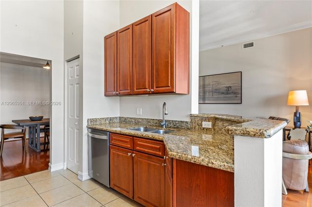 3001 NE 185th Street 707, Aventura, FL 33180