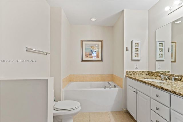 3001 NE 185th Street 707, Aventura, FL 33180