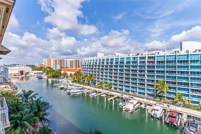 3001 NE 185th Street 707, Aventura, FL 33180