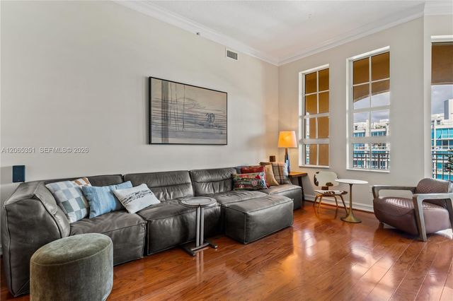 3001 NE 185th Street 707, Aventura, FL 33180