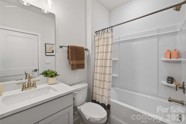 2875 Atwater Pond Circle, Denver, NC 28037
