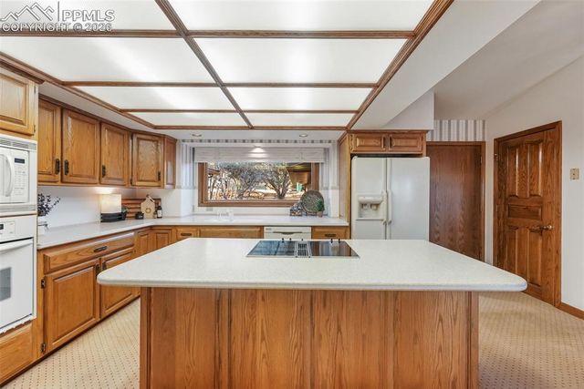 3190 Cathedral Spires Drive, Colorado Springs, CO 80904