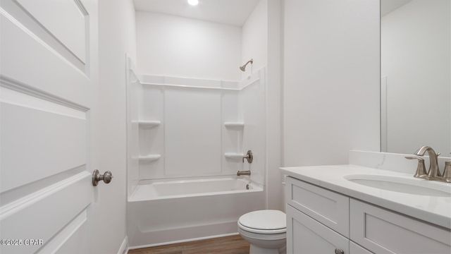 244 Dama Del Mar Way, Panama City Beach, FL 32407