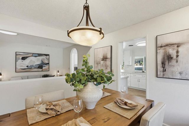 7422 Conestoga Way, San Diego, CA 92120