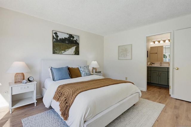 7422 Conestoga Way, San Diego, CA 92120