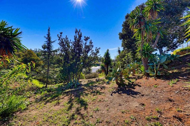 7422 Conestoga Way, San Diego, CA 92120