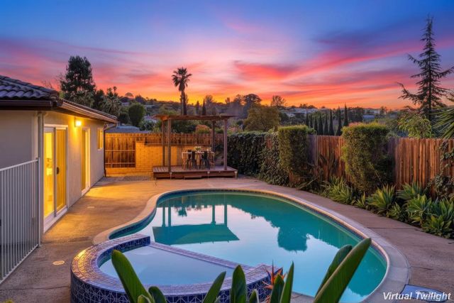 7422 Conestoga Way, San Diego, CA 92120