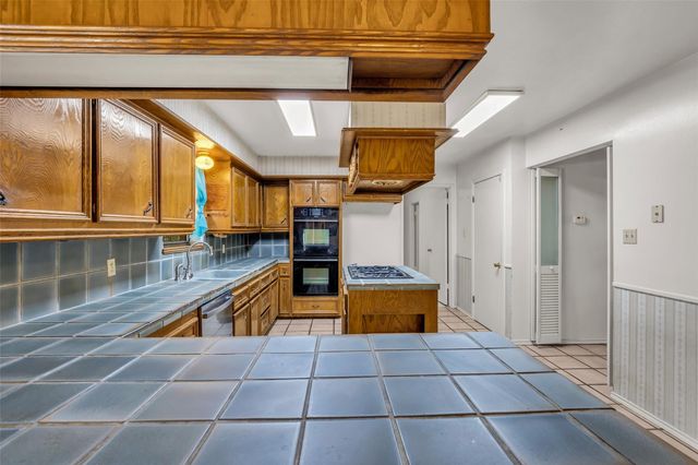 22980 Jade Street, Porter, TX 77365