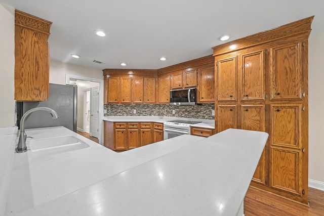 8708 Alexandria Drive, North Charleston, SC 29420