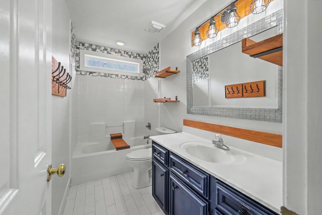 8708 Alexandria Drive, North Charleston, SC 29420