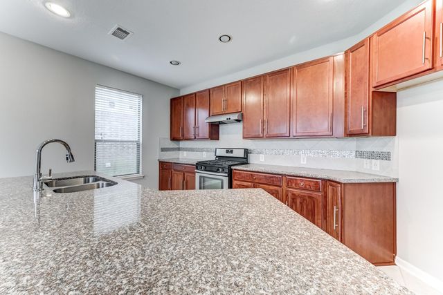 4706 Mint Trail, Houston, TX 77066