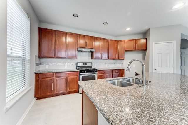 4706 Mint Trail, Houston, TX 77066