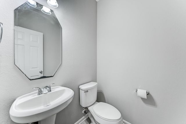 4706 Mint Trail, Houston, TX 77066