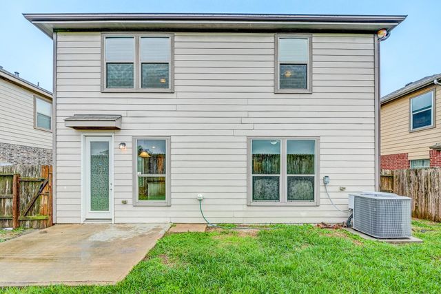 4706 Mint Trail, Houston, TX 77066