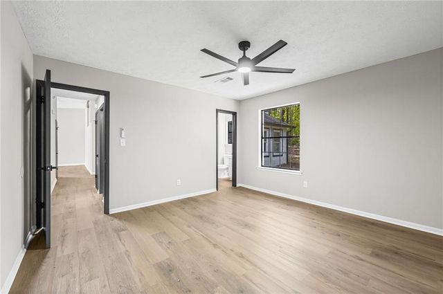 7823 Chase Woods Drive, Jonesboro, GA 30236