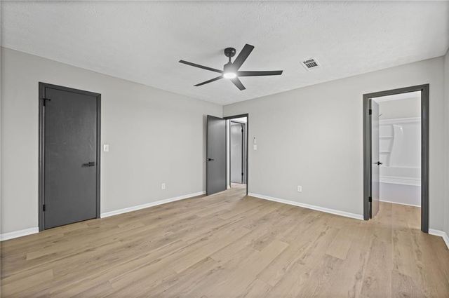 7823 Chase Woods Drive, Jonesboro, GA 30236