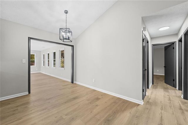 7823 Chase Woods Drive, Jonesboro, GA 30236