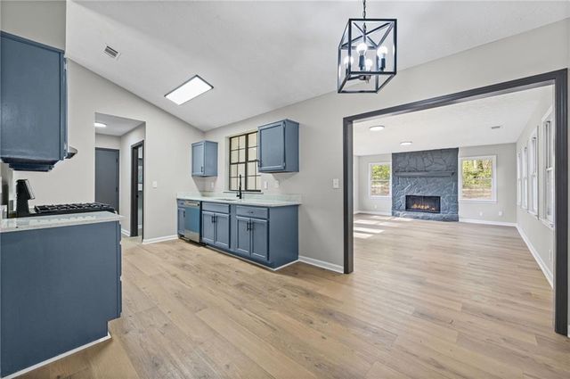 7823 Chase Woods Drive, Jonesboro, GA 30236