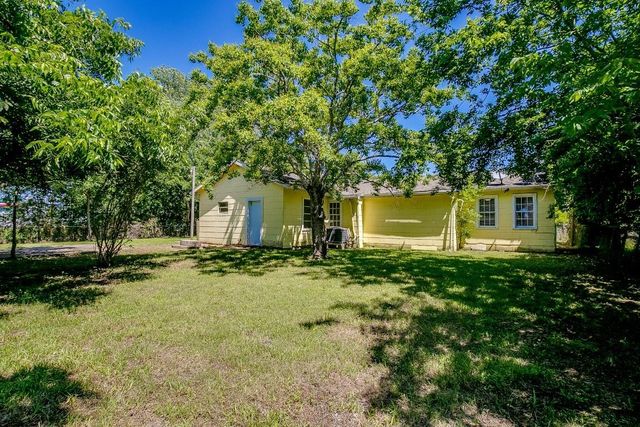 3901 Mckinney Extension, La Marque, TX 77568