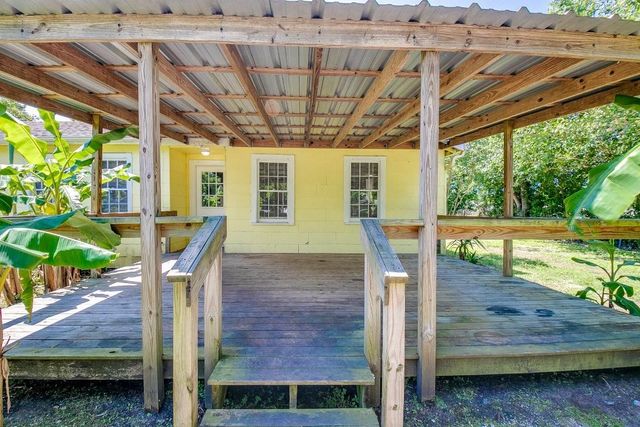 3901 Mckinney Extension, La Marque, TX 77568