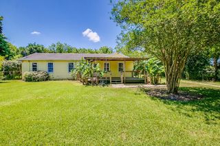 3901 Mckinney Extension, La Marque, TX 77568