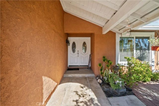 23149 Cuervo, Valencia, CA 91354