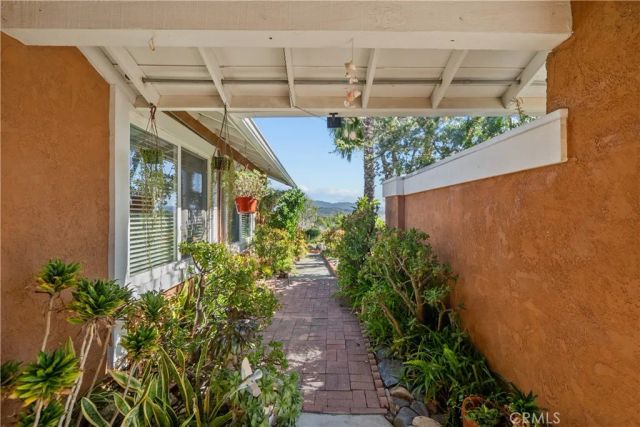 23149 Cuervo, Valencia, CA 91354