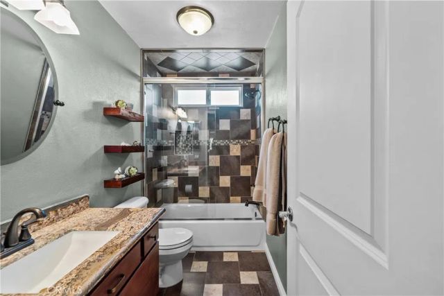 23149 Cuervo, Valencia, CA 91354