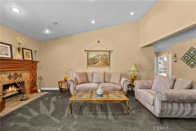 23149 Cuervo, Valencia, CA 91354