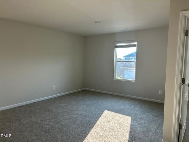 1220 Whitespire Way, Zebulon, NC 27597