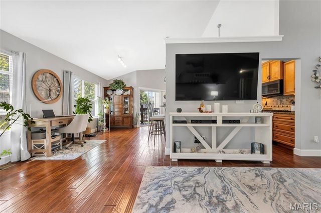 223 Victoria Park Avenue, Wentzville, MO 63385